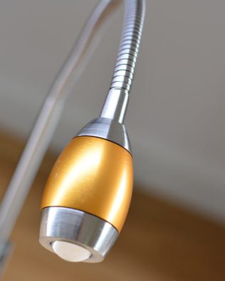 Clip-On Adjustable Focus Beam Lamp,  302071